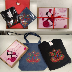 Подаръчна кутия с бродерия  -  8 Март