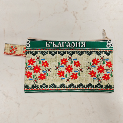 Несесер с народни мотиви - България