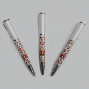 Бяла химикалка с мотиви на шевици