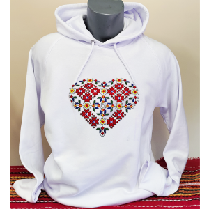 Бял унисекс суитчър с бродерия - Сърце
