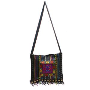 Голяма  сувенирна чанта от плат с традиционна българска шевица